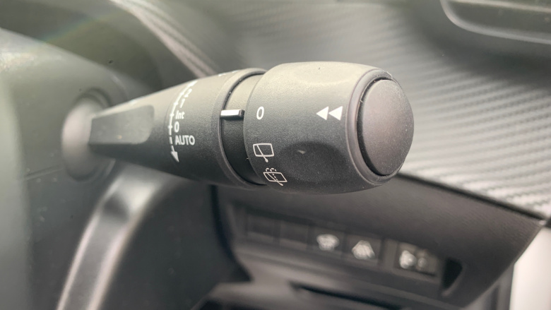 Peugeot 208 1.2 PureTech 100 Allure Premium + 5dr Petrol Hatchback